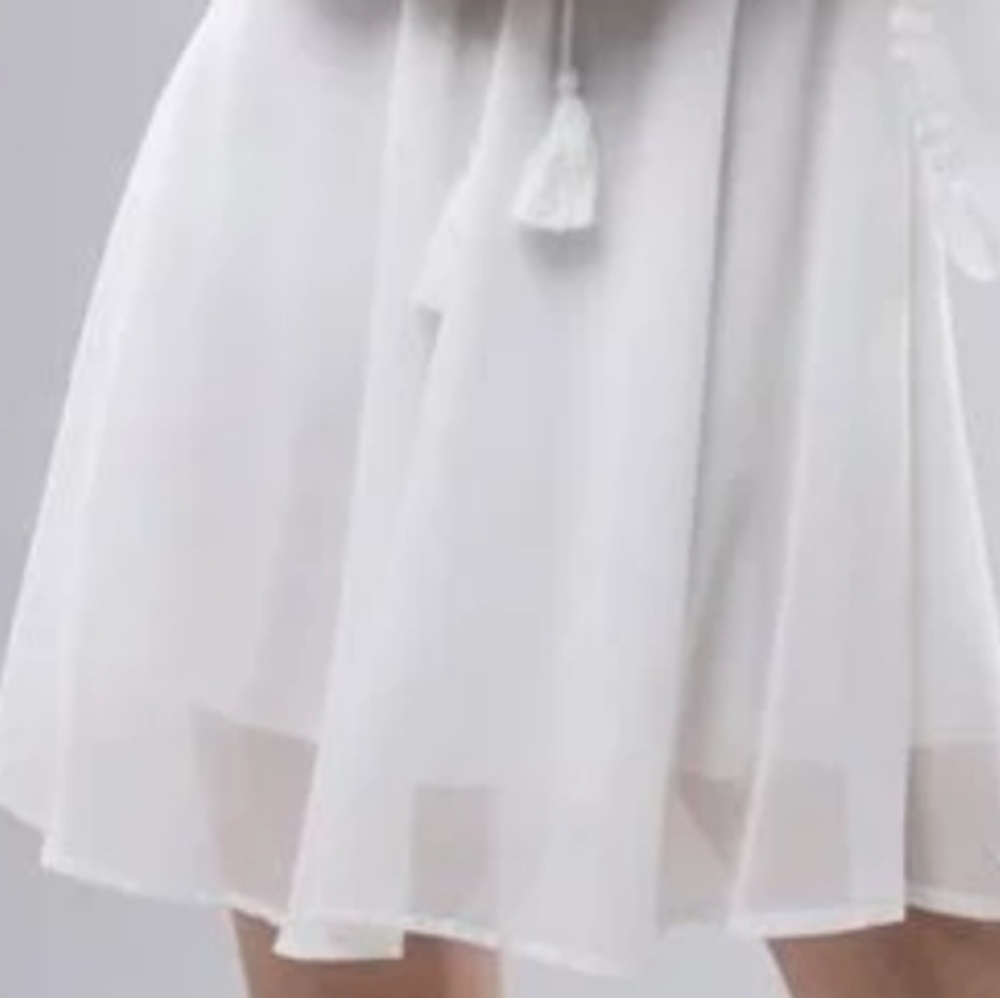 WHITE  MINI DRESS - Picture 7 of 8